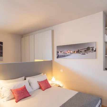 Time To Be - Luxury Centro Storico Apartment Peschiera del Garda