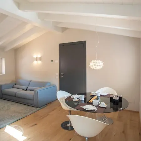 Time To Be - Luxury Centro Storico