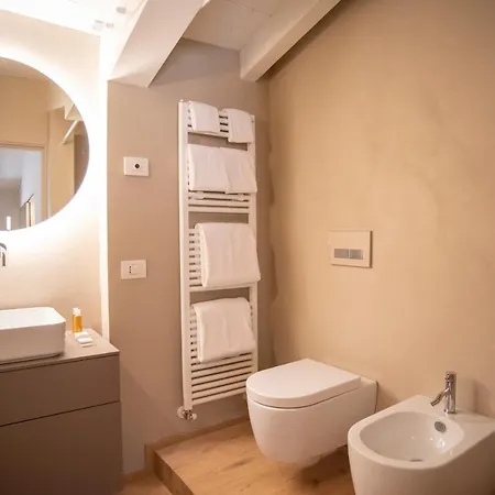Apartment Time To Be - Luxury Centro Storico Peschiera del Garda