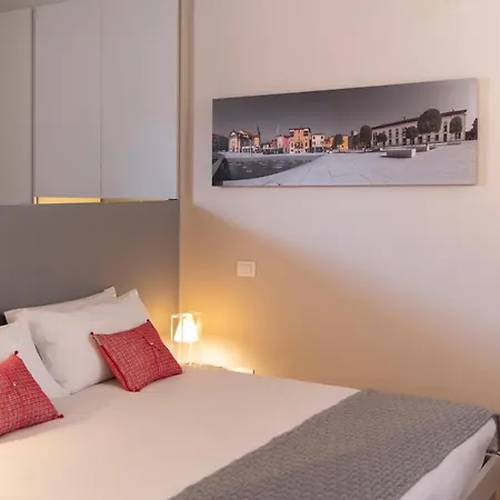 Time To Be - Luxury Centro Storico Apartment *