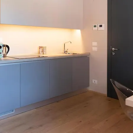Time To Be - Luxury Centro Storico Apartment Peschiera del Garda